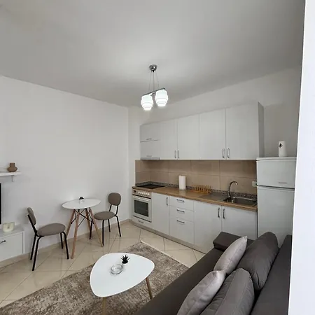 Lägenhet Warm Corner Tirana